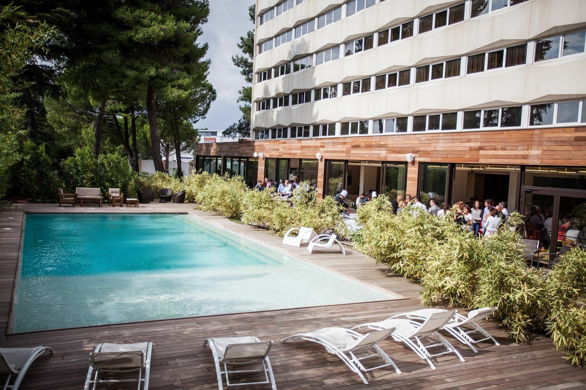 HÔTEL C SUITES**** chambres spacieuses, séjours thématiques Nimes Exterior foto